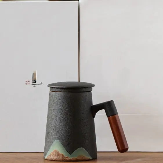 Mountain Design Ceramic Tea Mugs with Filter